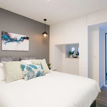 The Rose Of Bairro Alto * Лиссабон